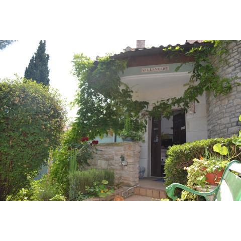 Villa Verde Apartments and Rooms