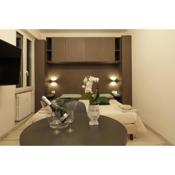 Zeus-08: Splendido monolocale, zona San Siro